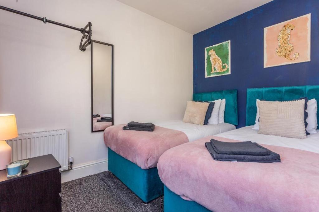 Newcastle'S Most Central Apartment - Sleeps 10 Dış mekan fotoğraf