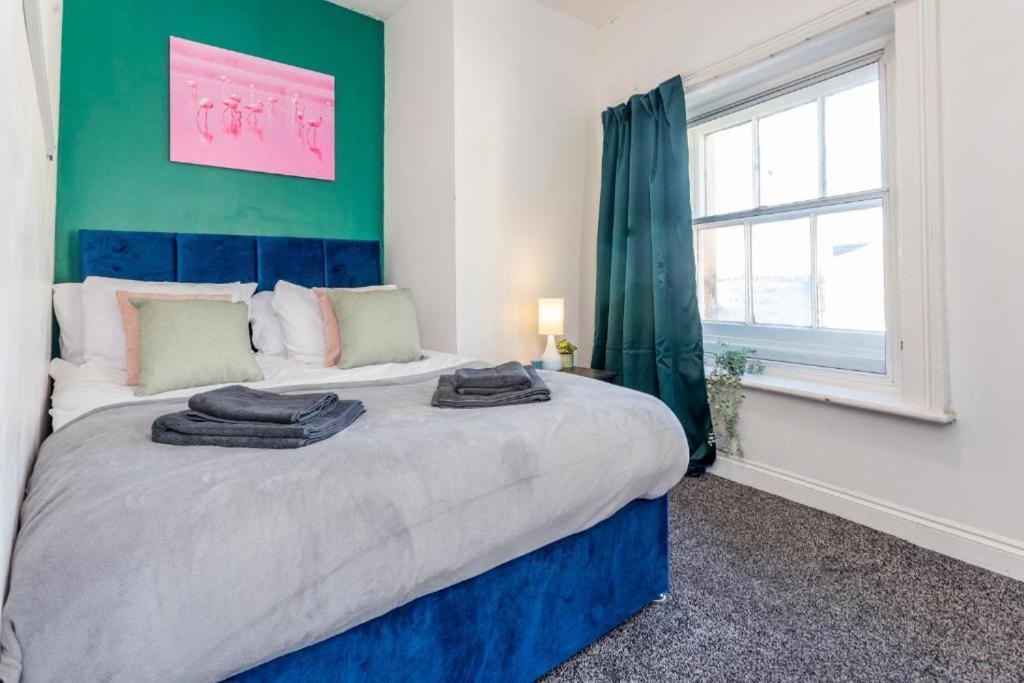 Newcastle'S Most Central Apartment - Sleeps 10 Dış mekan fotoğraf
