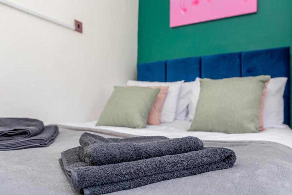 Newcastle'S Most Central Apartment - Sleeps 10 Dış mekan fotoğraf